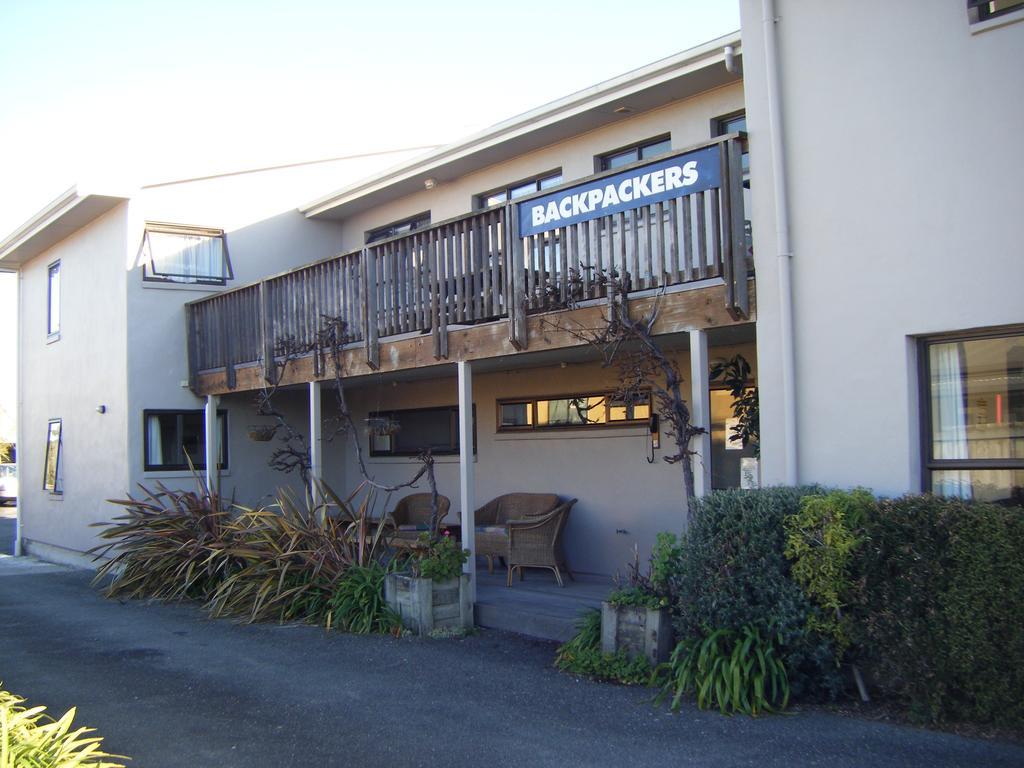 แฮตทริคลอดจ์ Hostel Motueka ภายนอก รูปภาพ